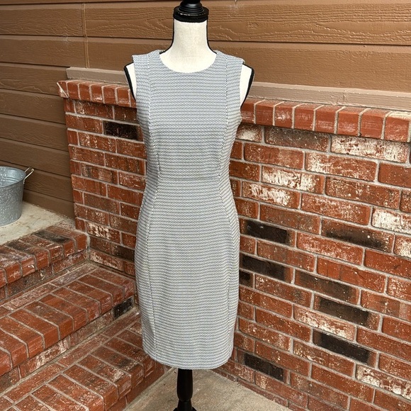 Calvin Klein Sleeveless Black White Houndstooth Sheath Dress Women's Size 6 - Picture 1 of 9